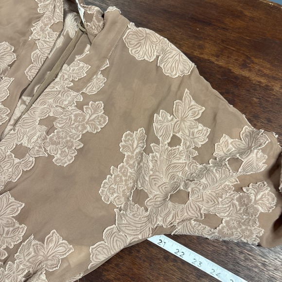 Wilfred Aritzia Embroidered Sheer Long Duster Kimono XXS Pink Boho Lace Romantic - Picture 10 of 13